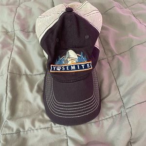 Yosemite hat never worn